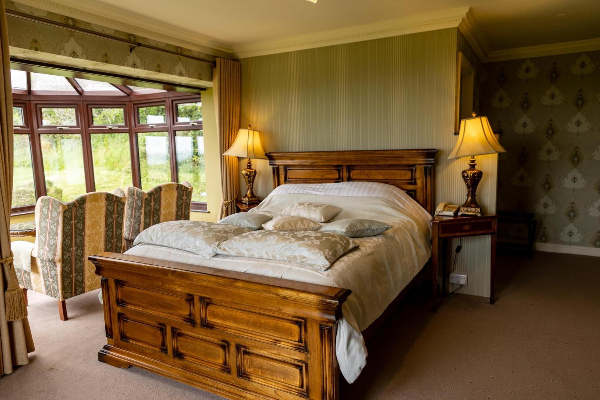 Ballinalacken Castle Country House Hotel Doolin Exteriér fotografie